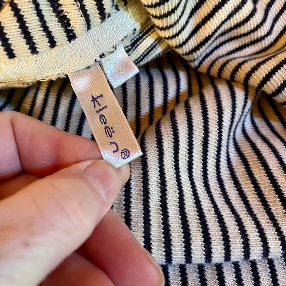 ✨Kleen cowl neck striped high-low top✨ - Picture 4 of 11